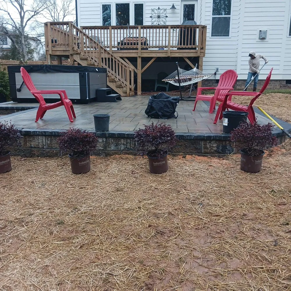 Affordable lawn mowing service in York, SC - Andrade Green Landscaping