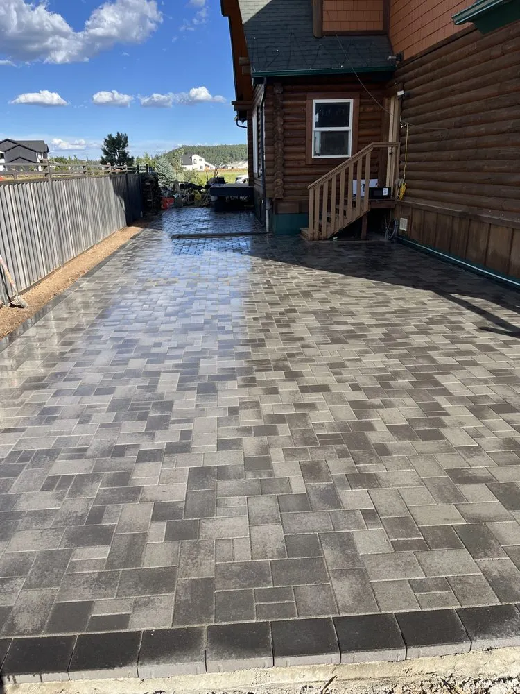 Expert landscape installation with custom design across Sedona, AZ - Andrade’s Hardscaping and Landscaping