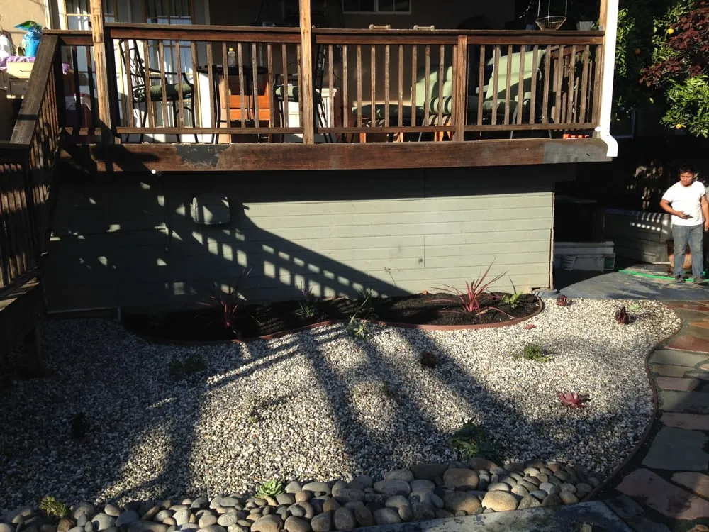 Reliable garden landscaping for homes in Oakland, CA by Andres' Garden Services
