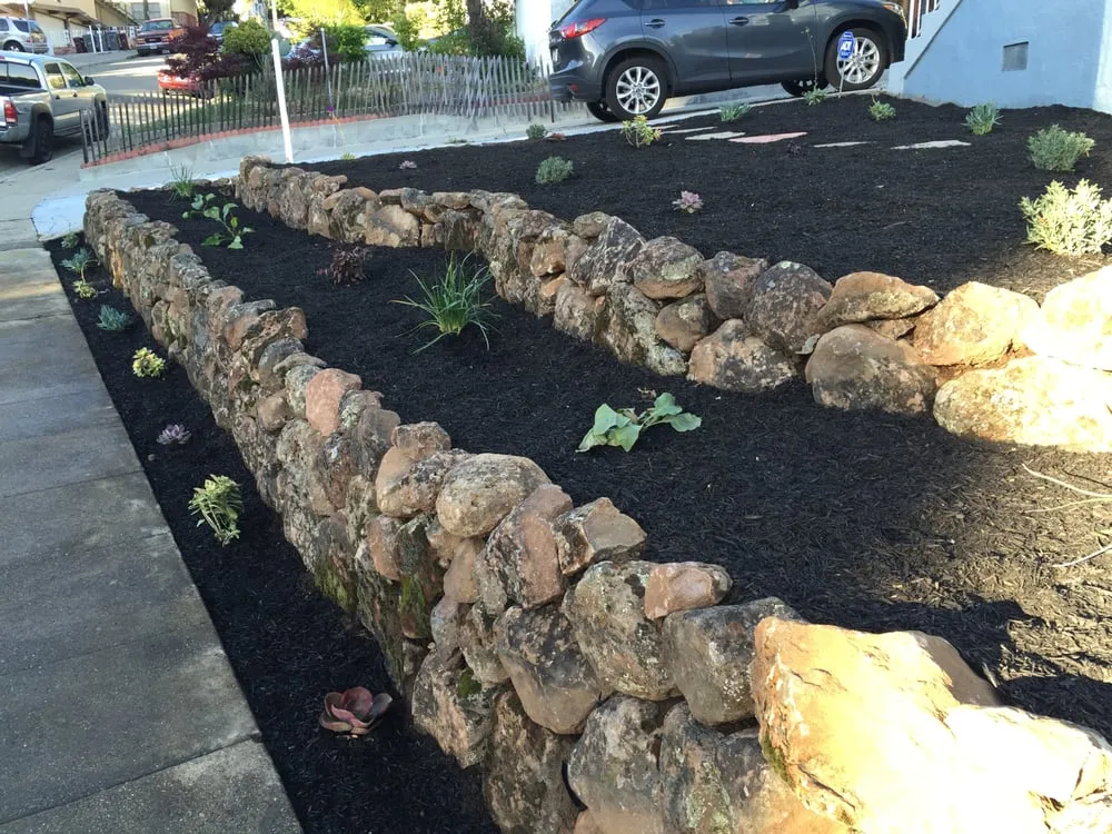 Custom yard cleanup service for outdoor upgrades in Oakland, CA by Andres' Garden Services