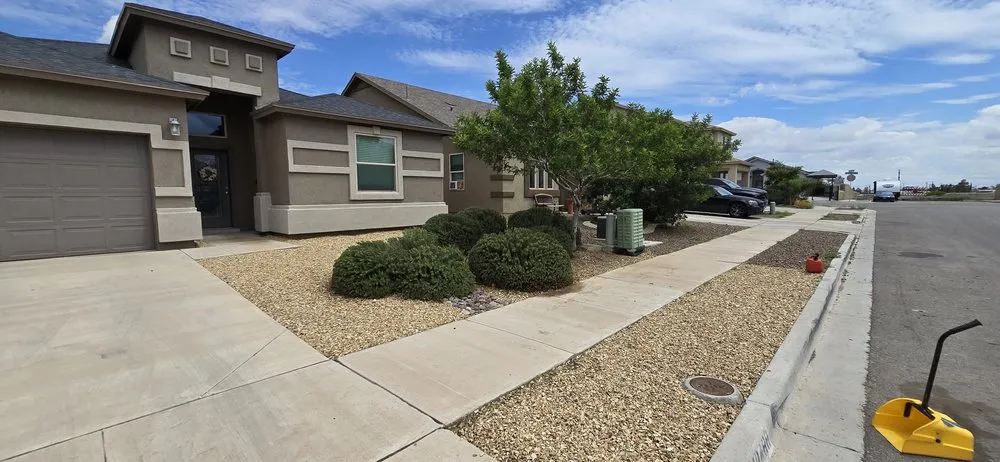 Trusted yard cleanup service for residential properties across El Paso, TX - Andres Landscaping