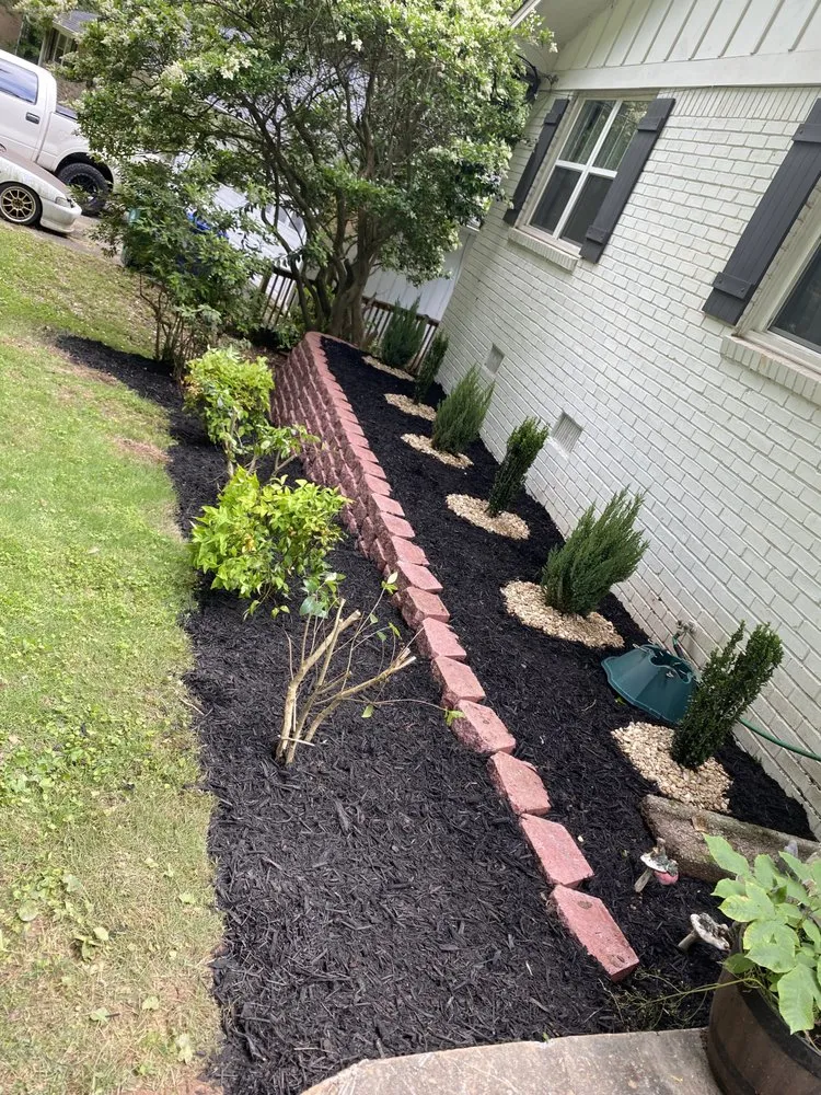 Reliable yard maintenance in Marietta, GA - Andres Landscaping