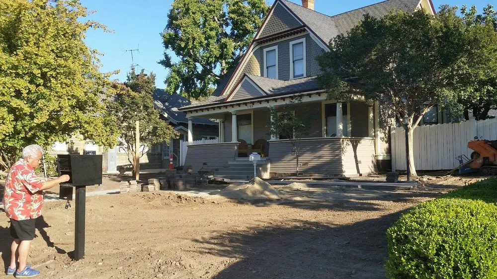 Custom landscaping services experts serving Riverside, CA - Andrew Landscape Construction