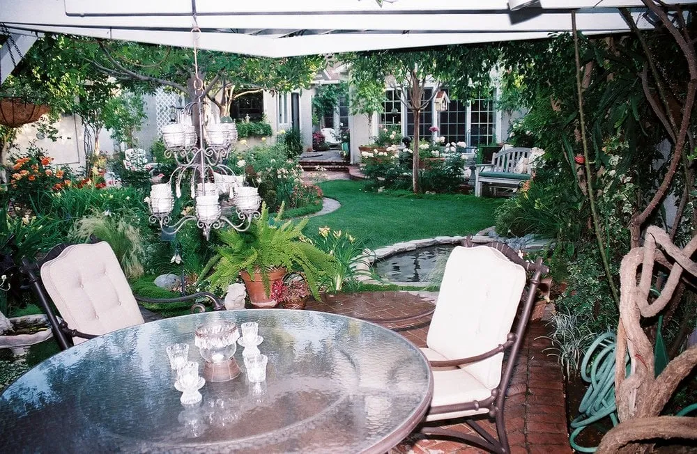 Local lawn mowing service experts serving Riverside, CA - Andrew Landscape Construction