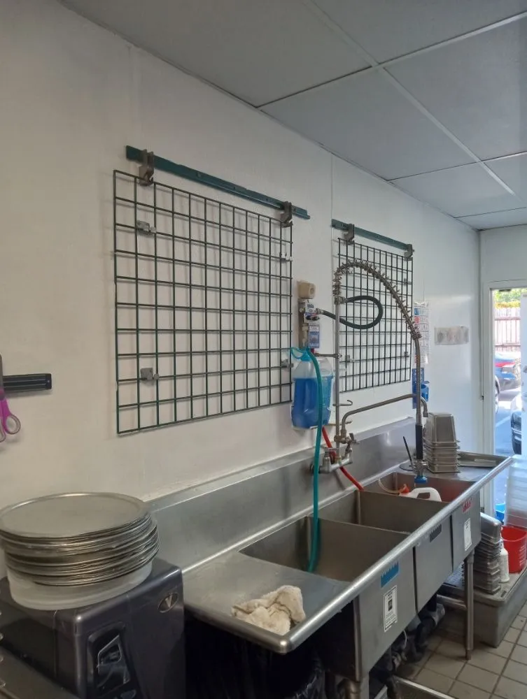 Top-rated yard cleanup service experts serving Santa Barbara, CA - Andrew Maintenance Services