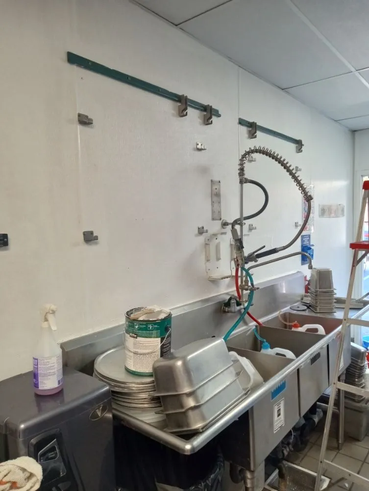 Custom yard maintenance in Santa Barbara, CA by Andrew Maintenance Services