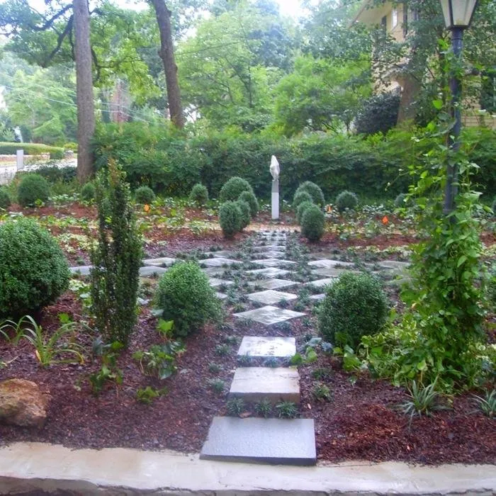 Top-rated garden landscaping for homes across Arnoldsville, GA - Andrew's Farm & Nursery