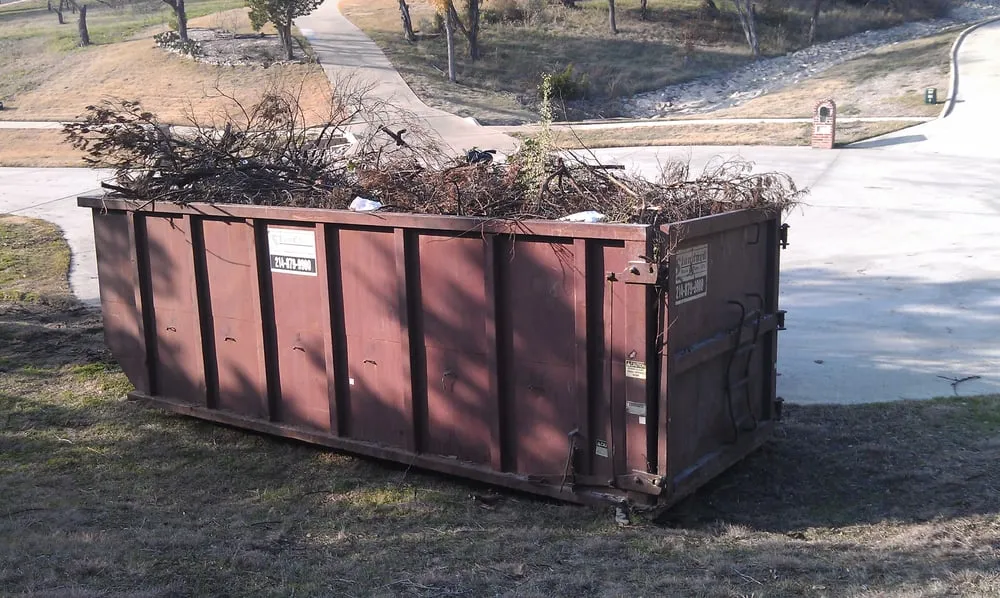 Custom outdoor landscaping in Fort Worth, TX by Andrew's Landscape & Land Maintenance