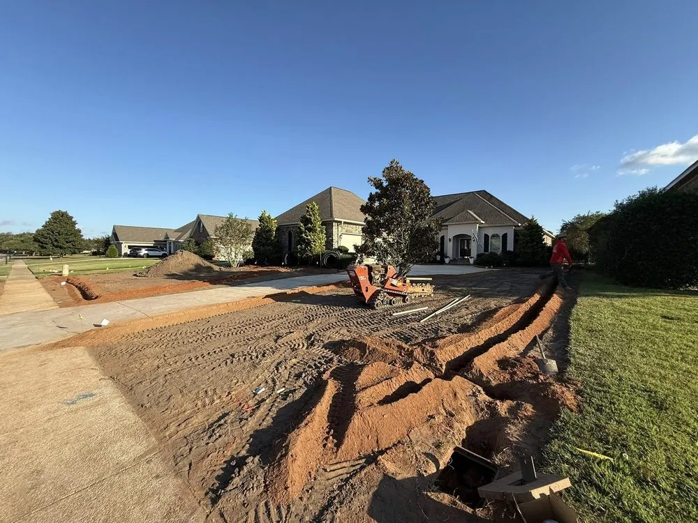Custom outdoor landscaping in Daphne, AL - Andrews Lawn & Garden