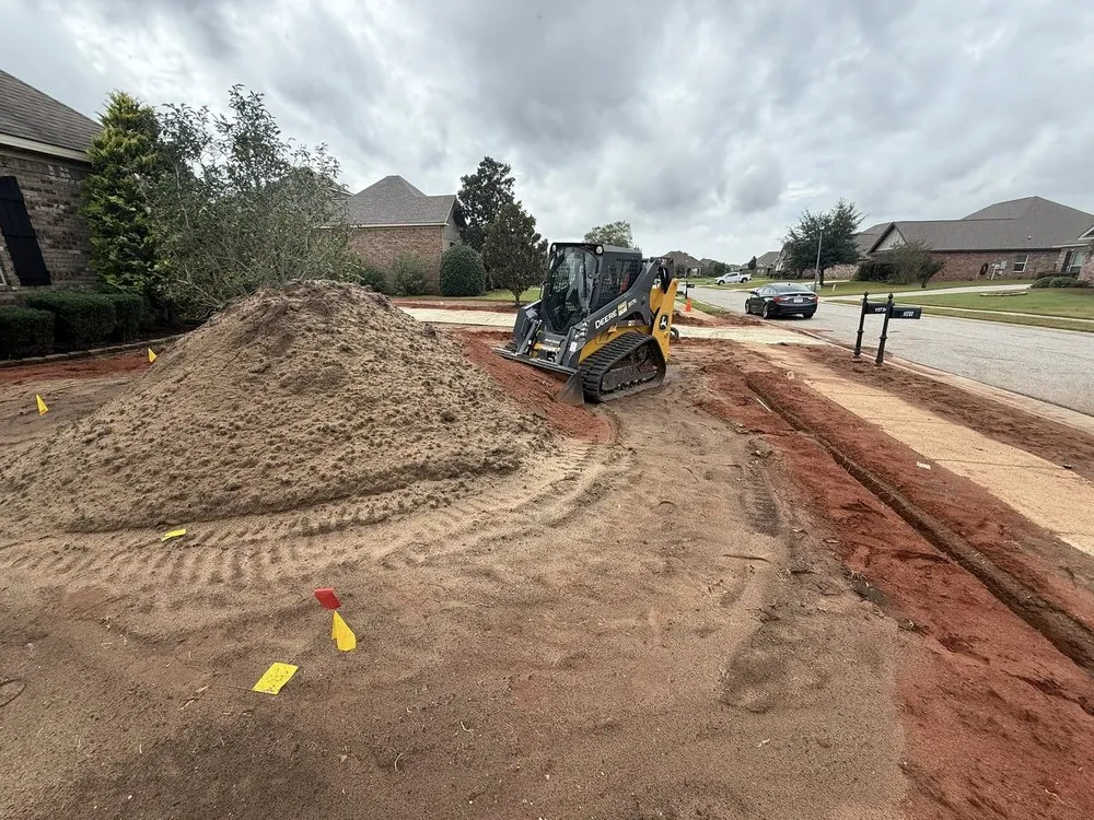 Local yard cleanup service near you in Daphne, AL by Andrews Lawn & Garden