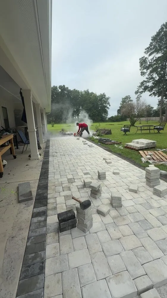 Top-rated yard maintenance experts serving Daphne, AL - Andrews Lawn & Garden