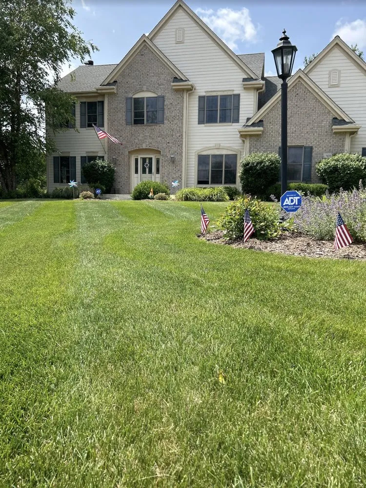 Custom yard maintenance experts serving Oak Brook, IL - Andrew's Lawn and Snow