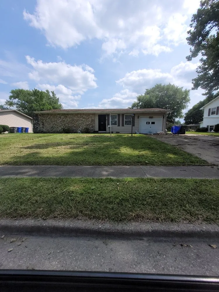 Top-rated landscaping services for homes in Kokomo, IN by Andrew's Mowing Landscaping and More