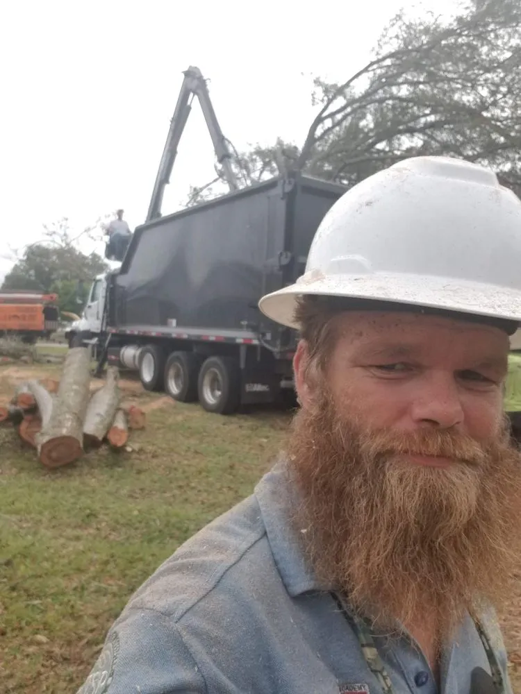 Local landscaping services for beautiful yards across Leesburg, FL - Andrews Tree Service