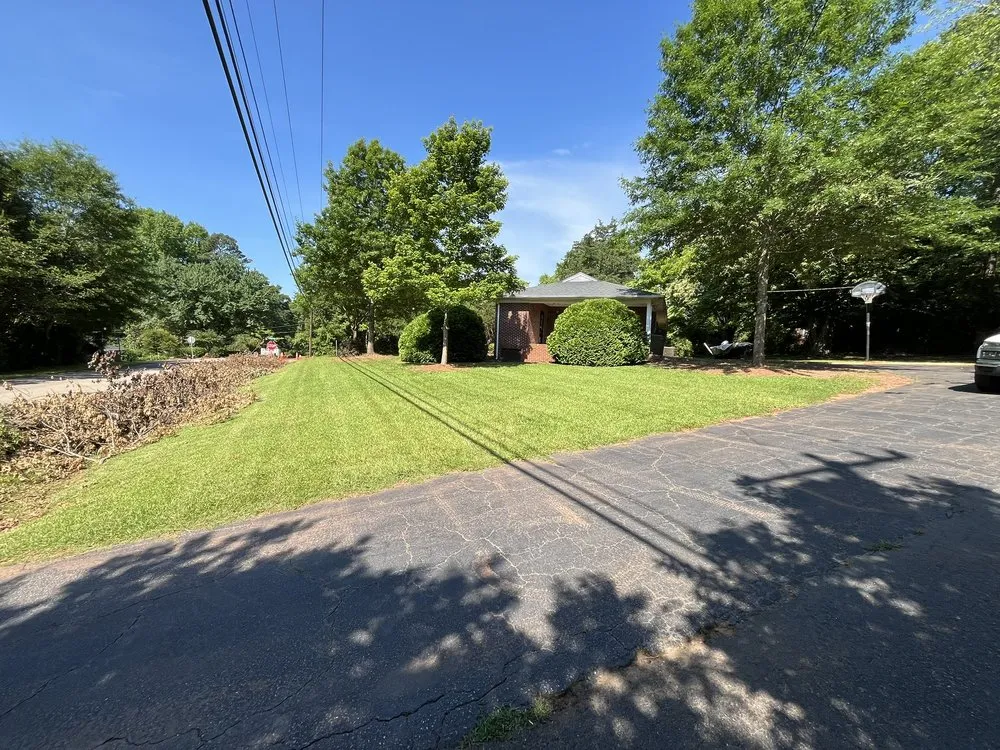 Reliable landscape installation in Seneca, SC by Andrey Homes