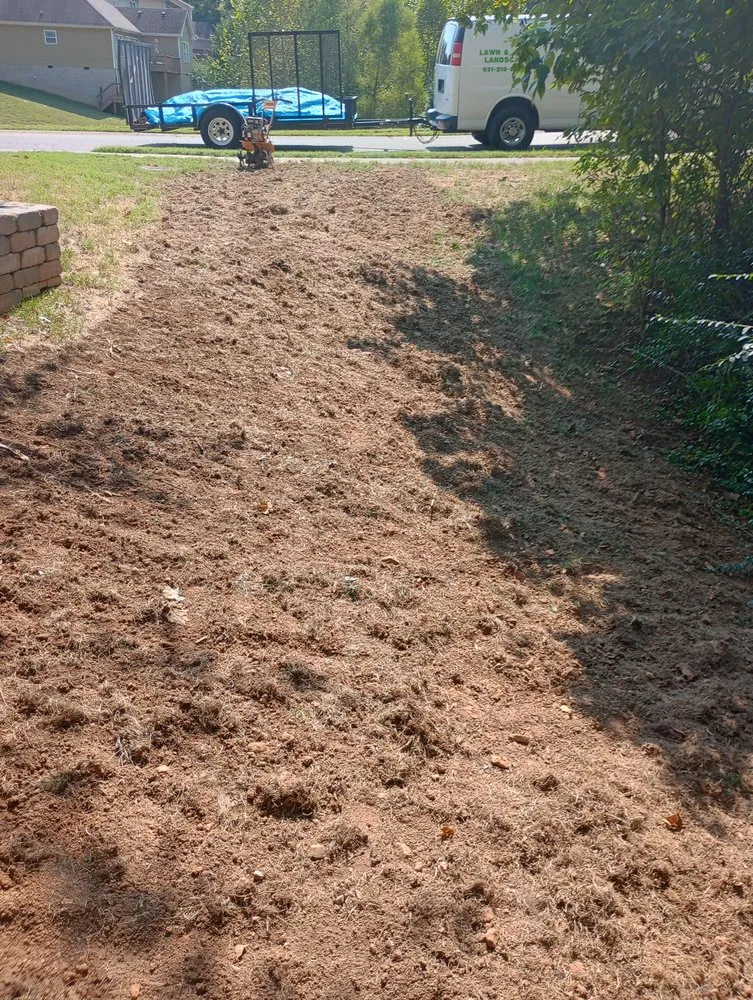 Top-rated lawn mowing service for residential properties across Clarksville, TN - Androws Lawn and Landscaping