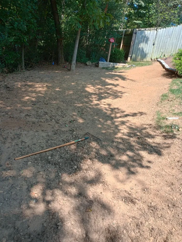 Affordable lawn mowing service experts serving Clarksville, TN - Androws Lawn and Landscaping