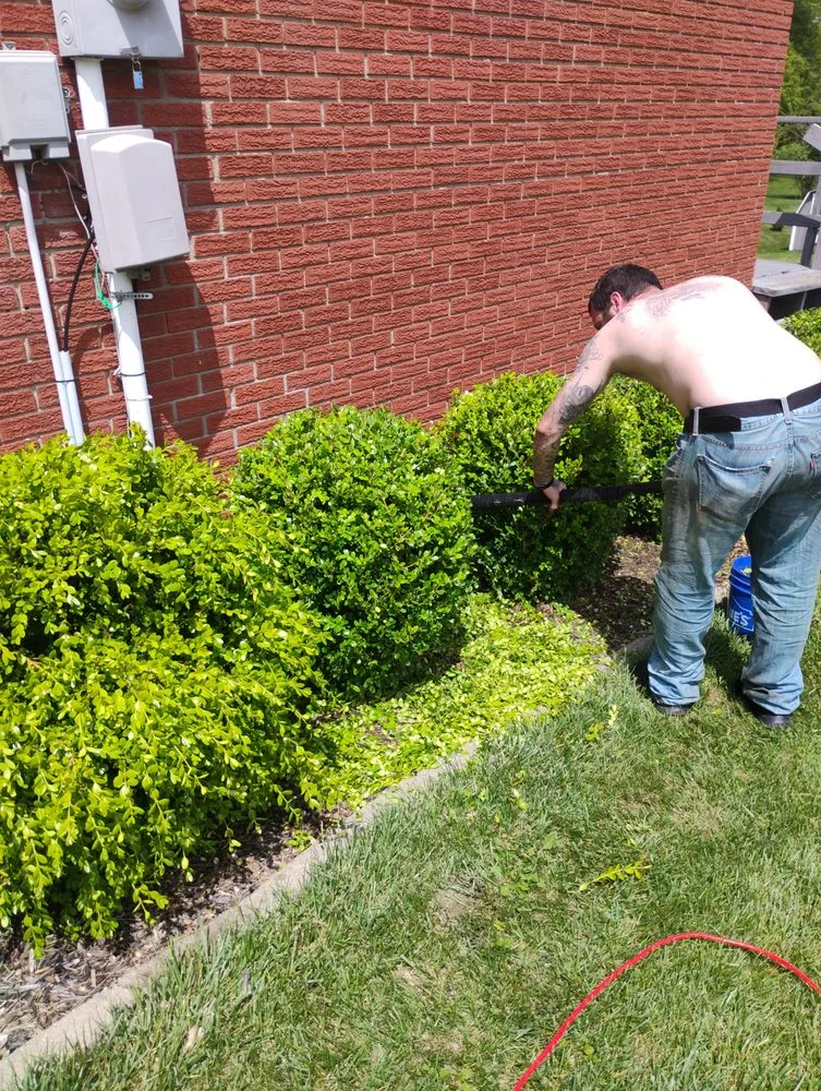 Professional lawn mowing service experts serving Marion, IN - Andy Services Lawn Care and Pressure Washing