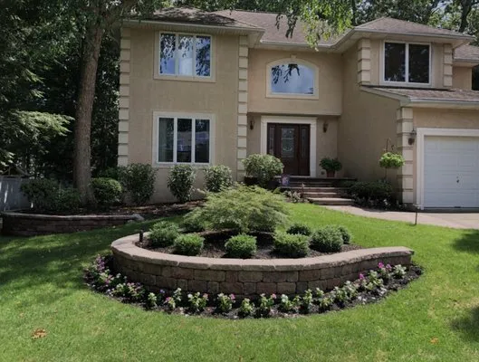 Andy's Landscaping Logo