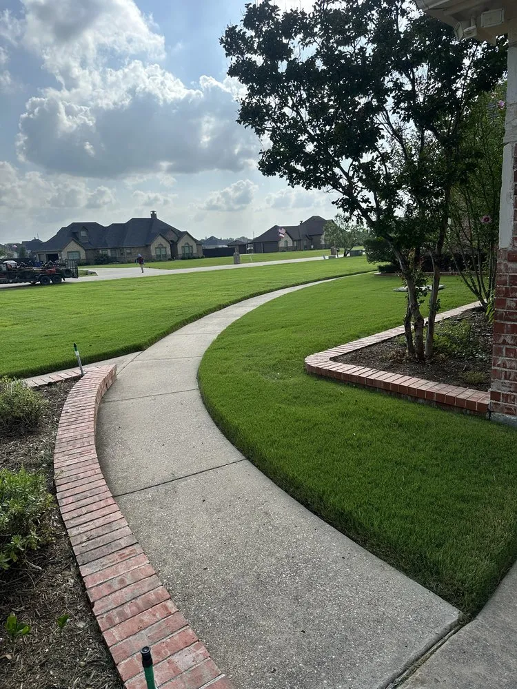 Custom landscape design experts serving Fate, TX - Andy’s Landscaping