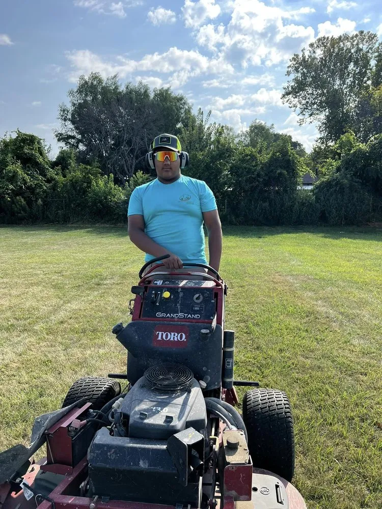 Custom lawn mowing service in Dallas Center, IA by Andy's Neighborhood Lawncare