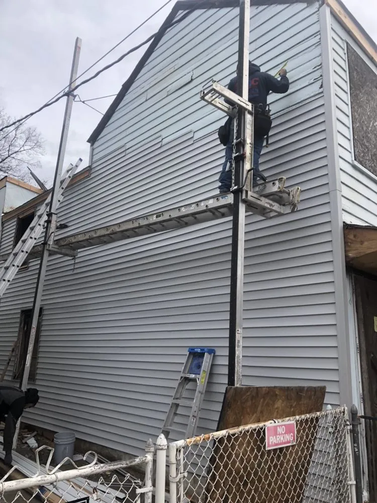 Expert lawn mowing service for year-round maintenance in Hamilton, NJ by Angel Del Paraiso