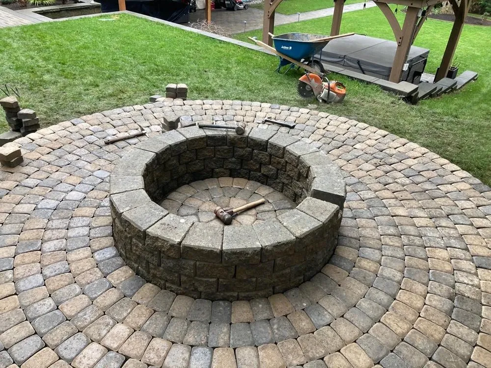 Trusted yard maintenance in Auburn, WA by Angeles Landscaping