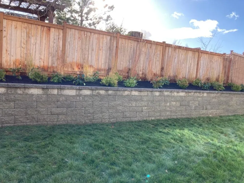 Local yard cleanup service with custom design across Auburn, WA - Angeles Landscaping