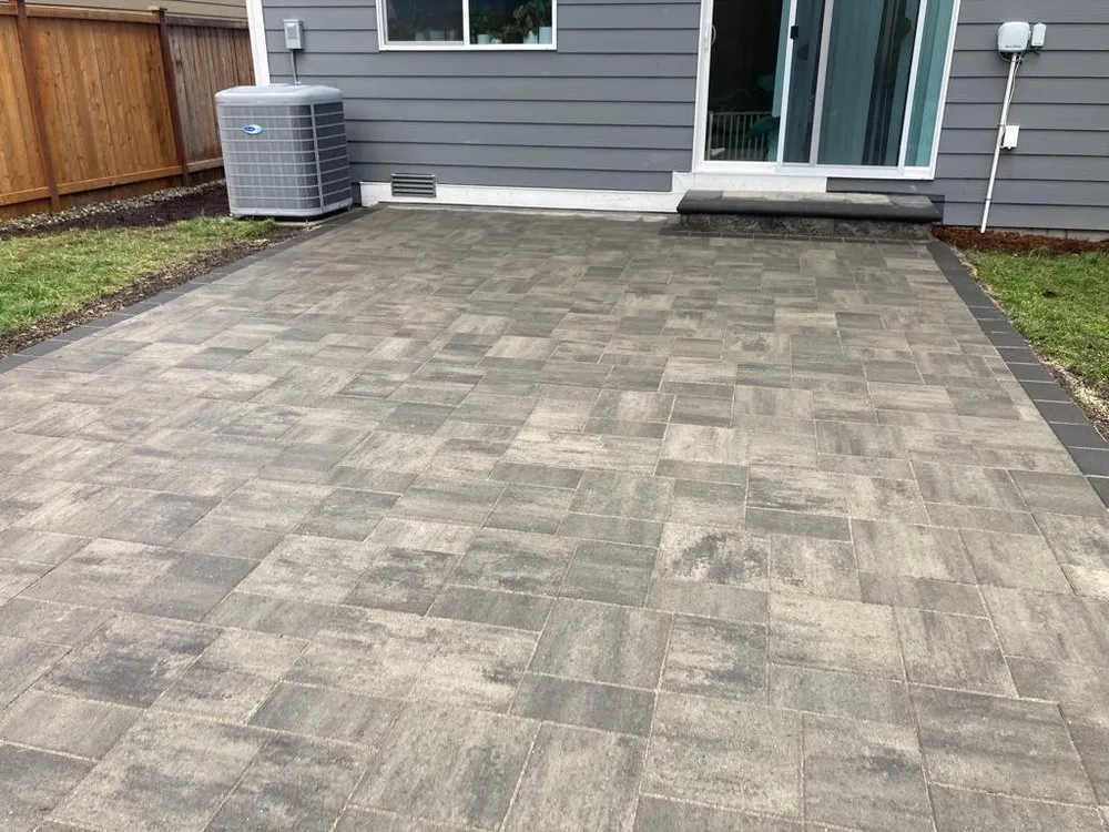 Affordable landscaping services in Auburn, WA by Angeles Landscaping