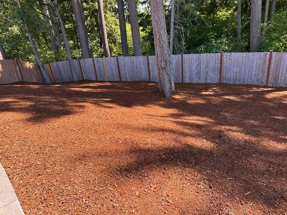 Top-rated outdoor landscaping for beautiful yards in Auburn, WA by Angeles Landscaping