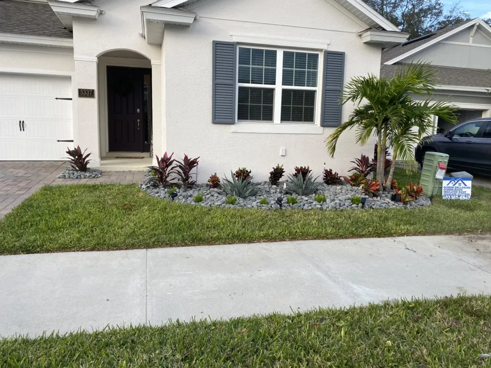 Affordable yard cleanup service for beautiful yards across Apopka, FL - AngelGreen Outdoors