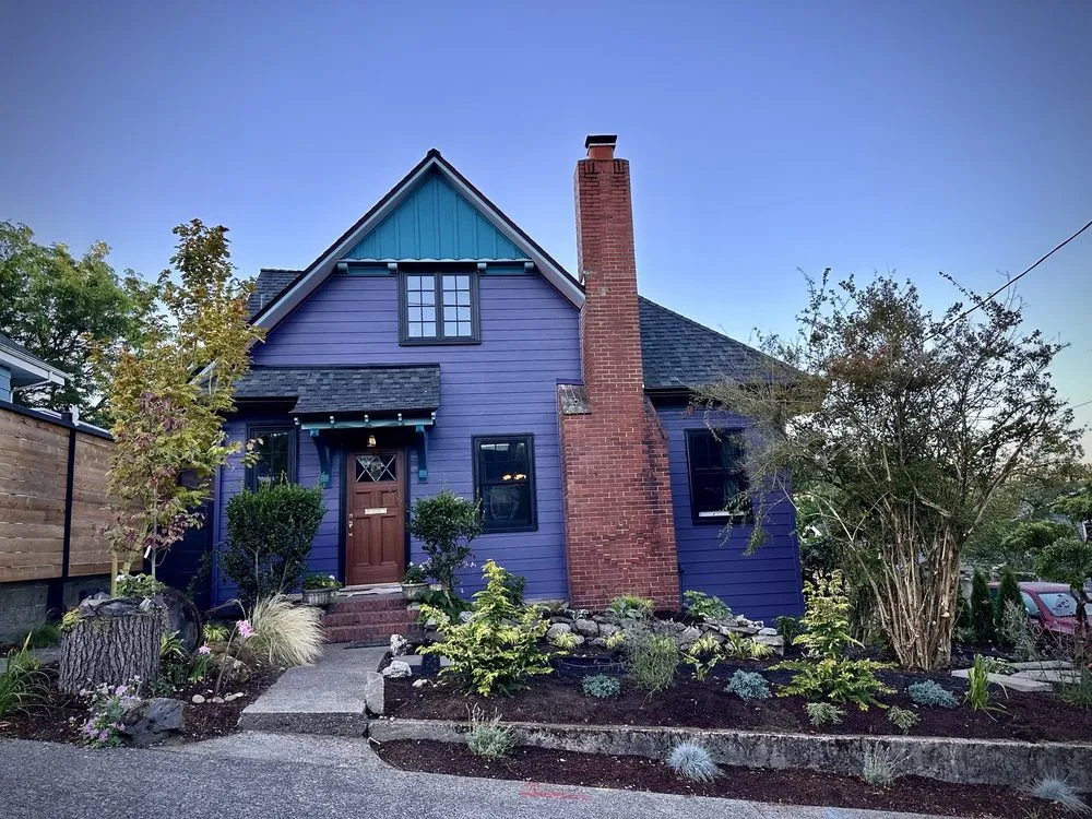 Custom lawn mowing service for beautiful yards across Seattle, WA - Angelica Landscaping