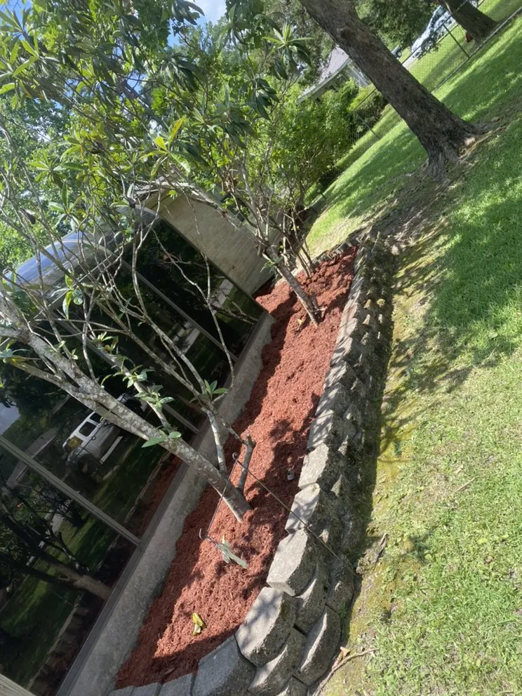 Expert residential landscaping experts serving Huntington, TX - Angelina Landscaping