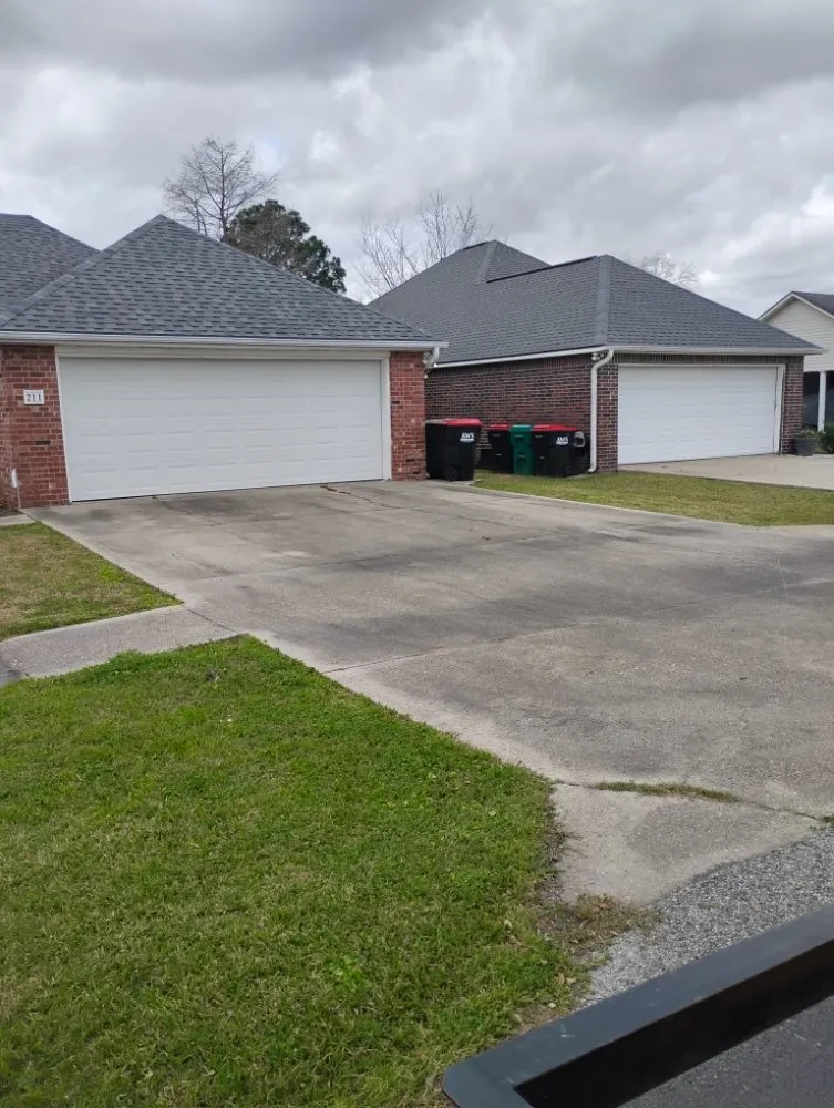 Custom lawn care service with custom design in Lafayette, LA by Angelles Lawn, Tree and Pressure Washing