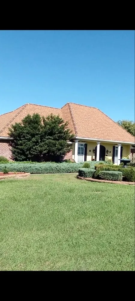 Reliable residential landscaping experts serving Lafayette, LA - Angelles Lawn, Tree and Pressure Washing