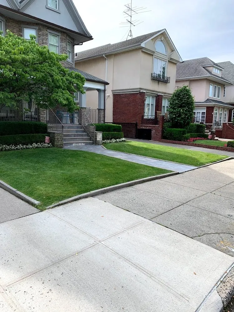 Top-rated lawn care service for beautiful yards in Brooklyn, NY by Angelo Pizzirusso Landscaping