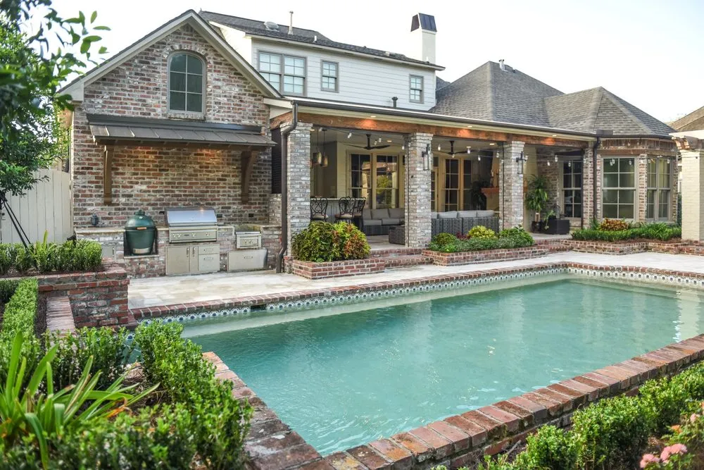 Professional landscaping services with custom design across Baton Rouge, LA - Angelo's Landscape Group