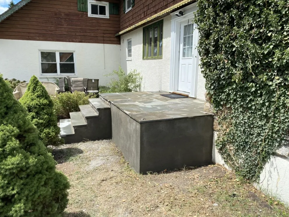 Expert lawn mowing service experts serving Peekskill, NY - Angel’s Construccion, Landscaping & Power wash