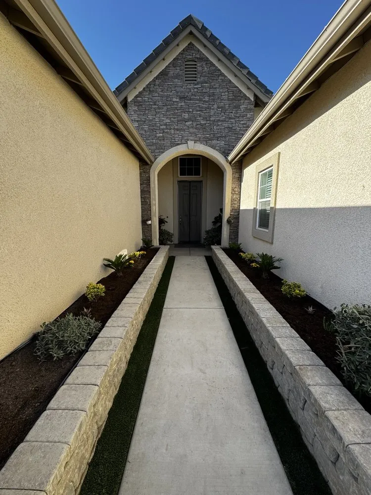 Reliable lawn mowing service in San Jose, CA - Angel’s Construction And Maintenance