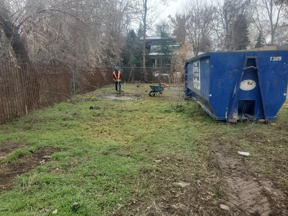 Local lawn mowing service in West Valley City, UT - Angel's Hauling