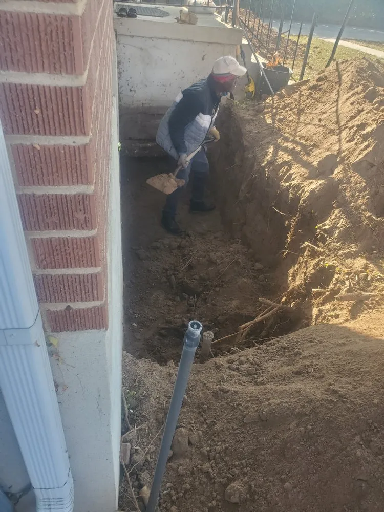 Local outdoor landscaping experts serving West Valley City, UT - Angel's Hauling