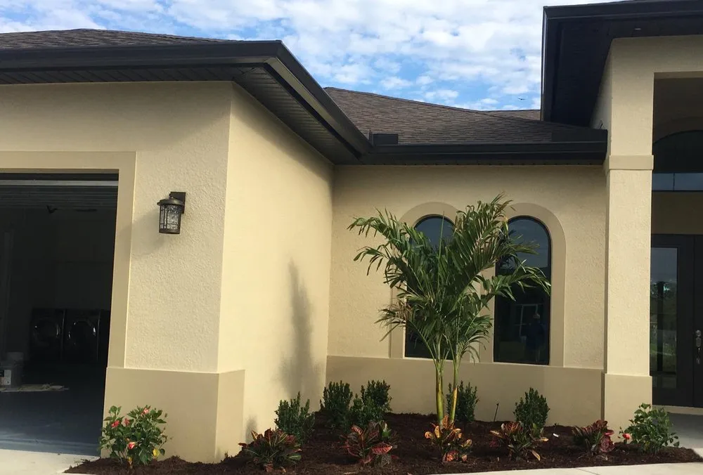 Professional garden landscaping experts serving Lehigh Acres, FL - Angel's Landscaping & Lawn Services