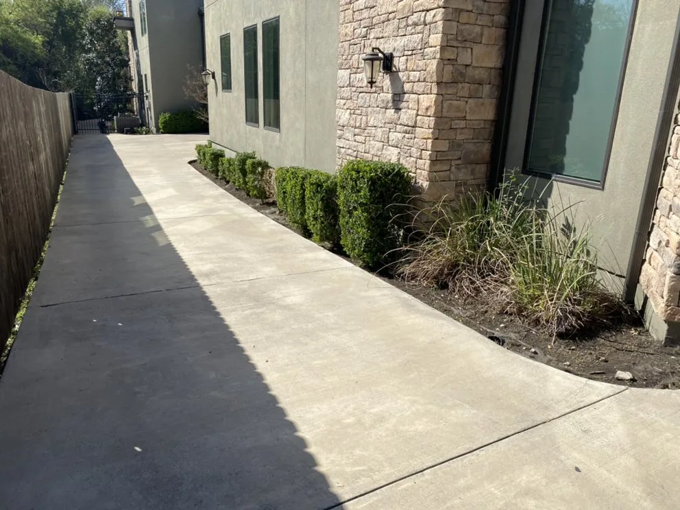 Professional yard cleanup service for beautiful yards across Cedar Creek, TX - Angel's Landscaping