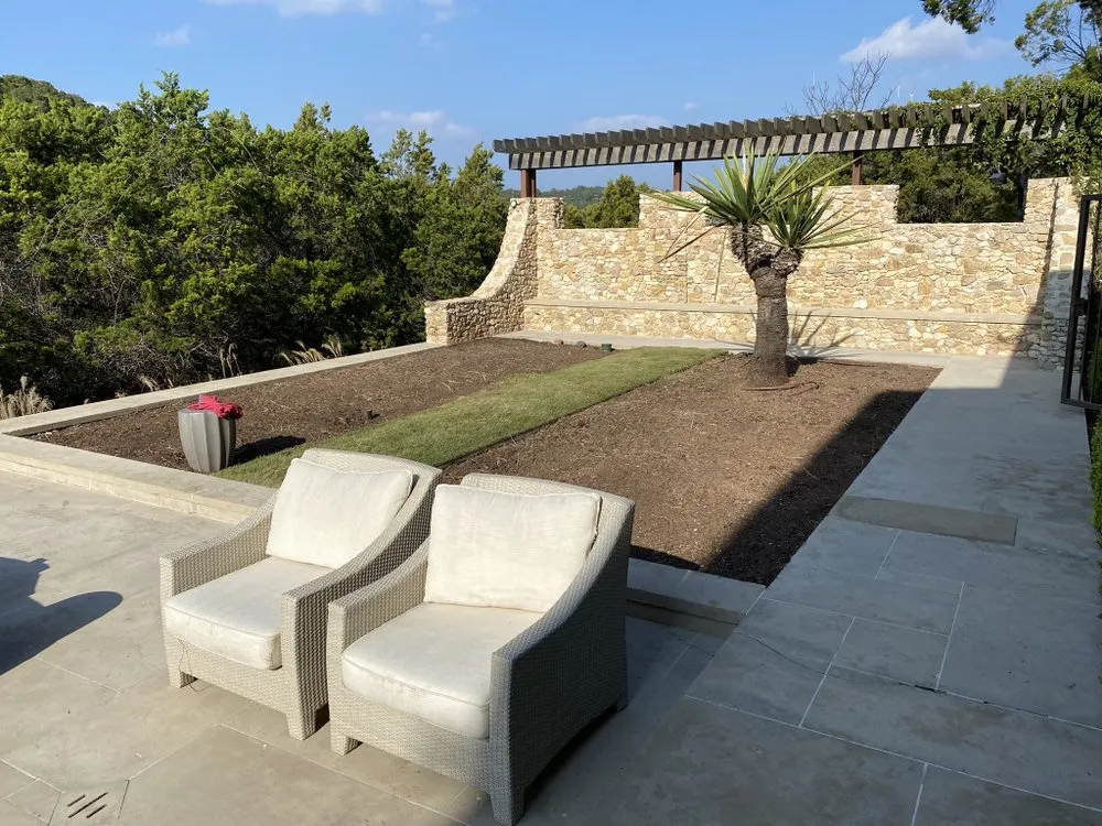 Local outdoor landscaping for homes in Cedar Creek, TX by Angel's Landscaping