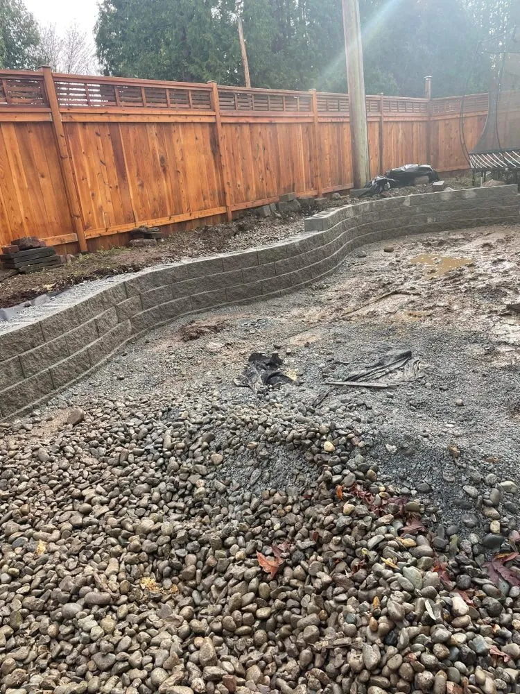 Trusted yard cleanup service for outdoor upgrades in Everett, WA by Angel’s Landscaping