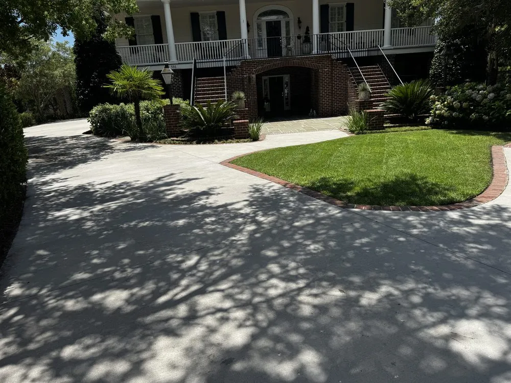 Reliable yard maintenance for beautiful yards across Johns Island, SC - Angel’s Landscaping