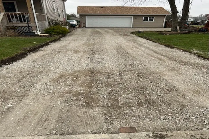 Expert residential landscaping in Lansing, IL - Angel's Lawn Maintenance