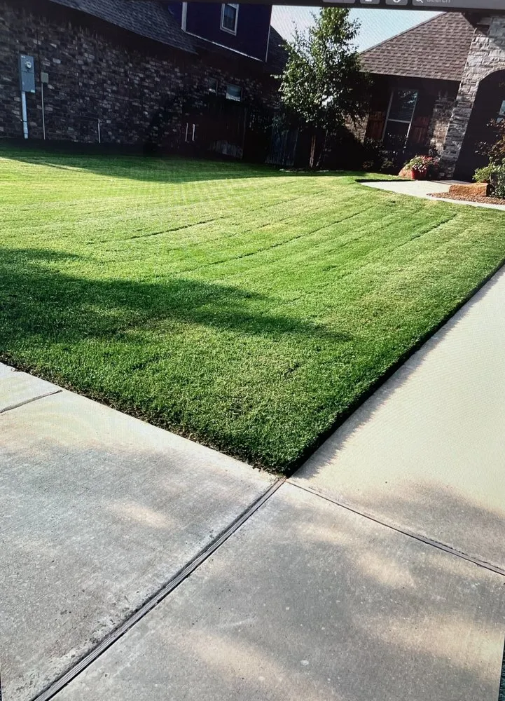 Affordable landscape design for beautiful yards across Rogers, AR - Angel's Lawn Service
