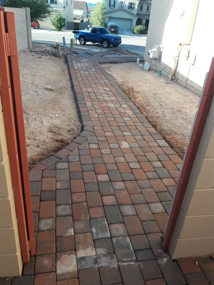 Local yard cleanup service for beautiful yards across Tucson, AZ - Angels Perfect Cut Landscape