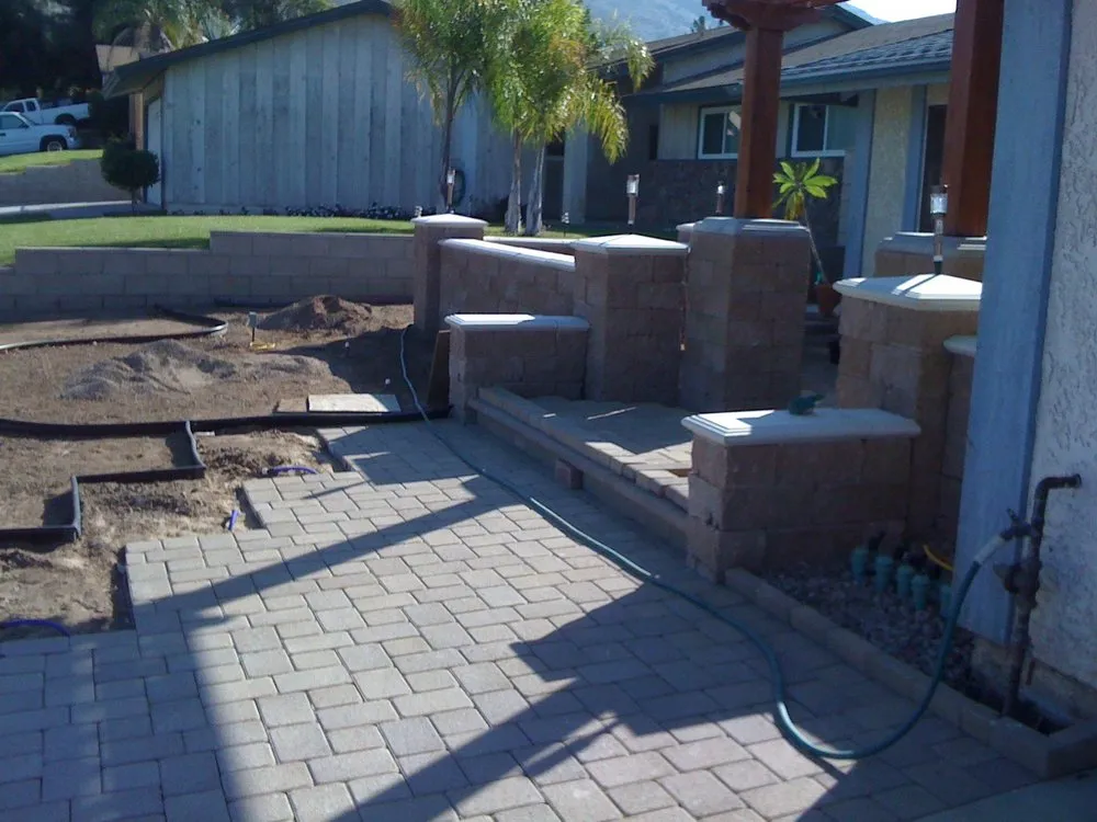 Professional garden landscaping experts serving Rialto, CA - Angelus Block Co